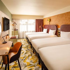 Quadruple Room four single beds